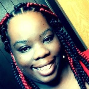 Meet your Posher, Antonette